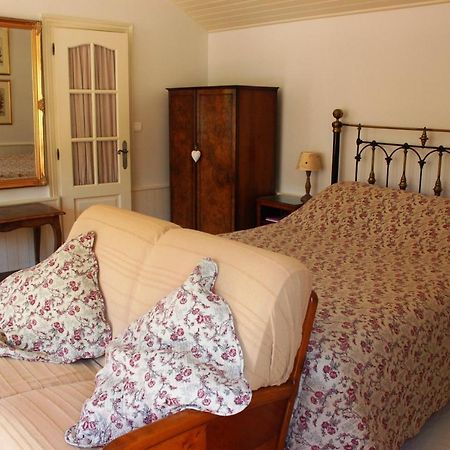 לינה וארוחת בוקר Les Bois-d'Anjou Le Logis Du Pressoir Chambre D'Hotes Bed & Breakfast In Beautiful 18Th Century Estate In The Heart Of The Loire Valley With Heated Pool And Extensive Grounds מראה חיצוני תמונה