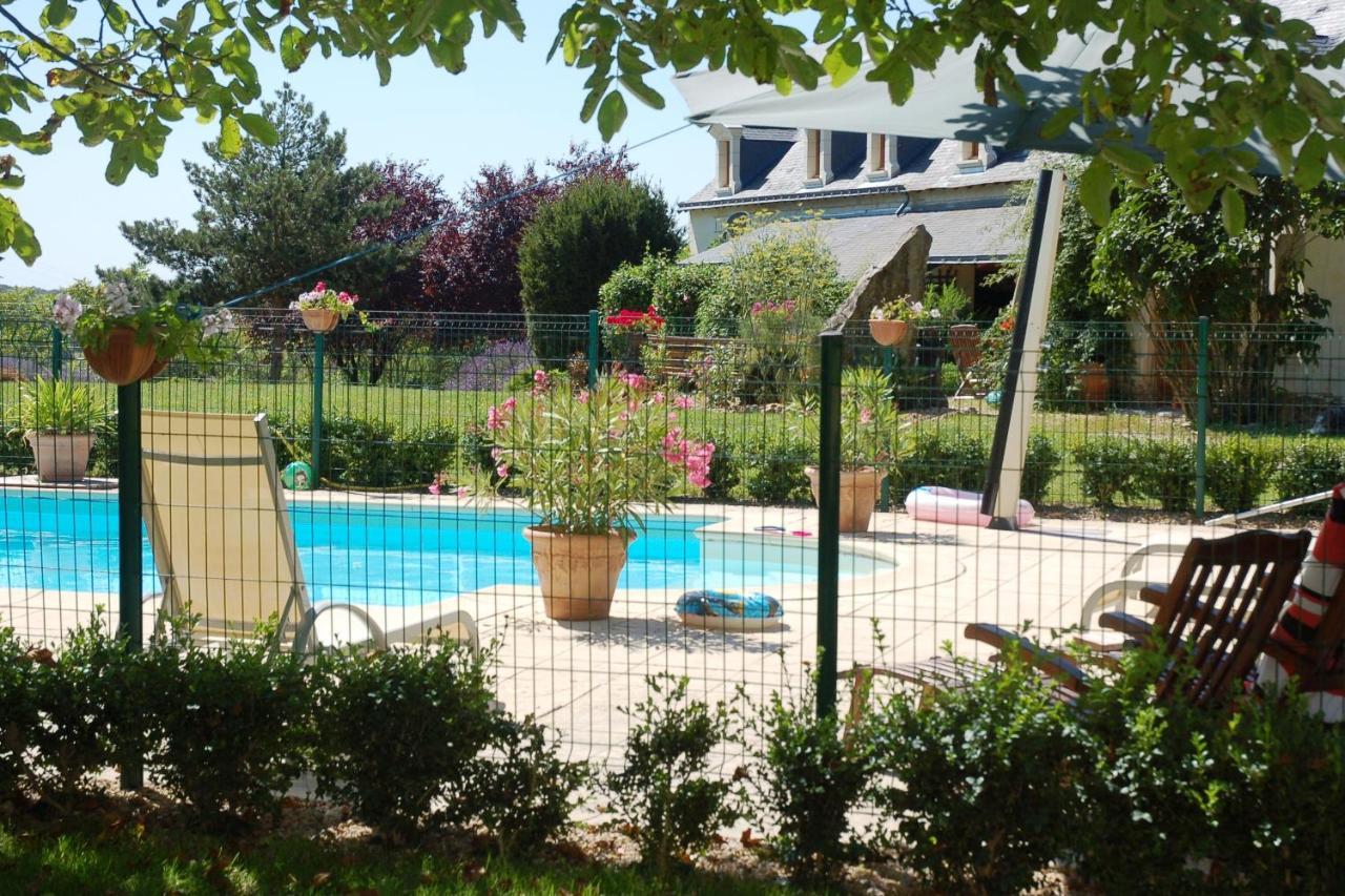 לינה וארוחת בוקר Les Bois-d'Anjou Le Logis Du Pressoir Chambre D'Hotes Bed & Breakfast In Beautiful 18Th Century Estate In The Heart Of The Loire Valley With Heated Pool And Extensive Grounds מראה חיצוני תמונה